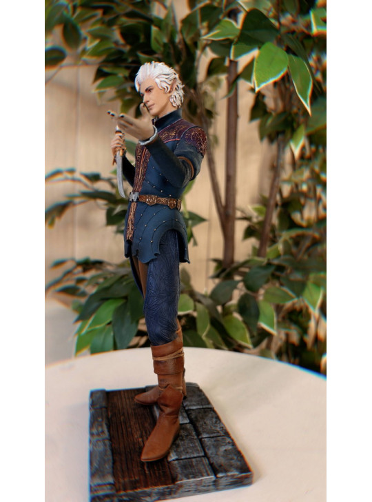 Astarion figurine from Baldur's Gate 3