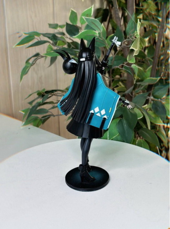 Miyabi figurine from Zenless Zone Zero..