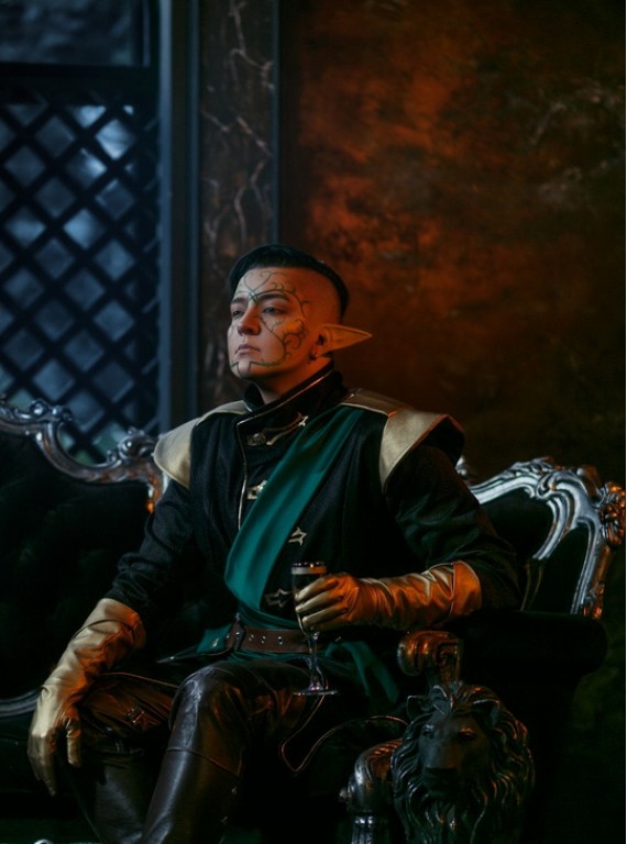Inquisition dress uniform from Dragon Age I from Orlais Masquerade..