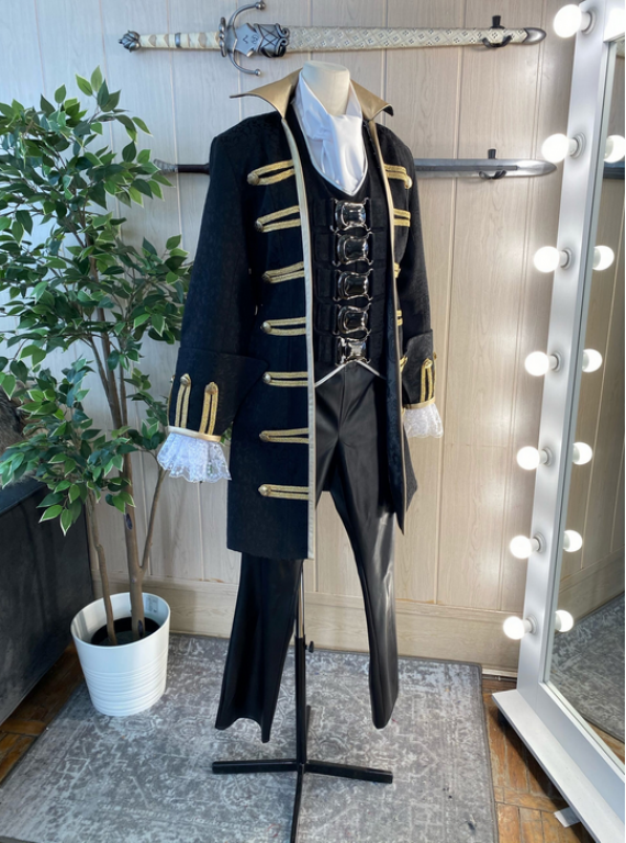 Alucard from Castlevania cosplay costume historical costume..