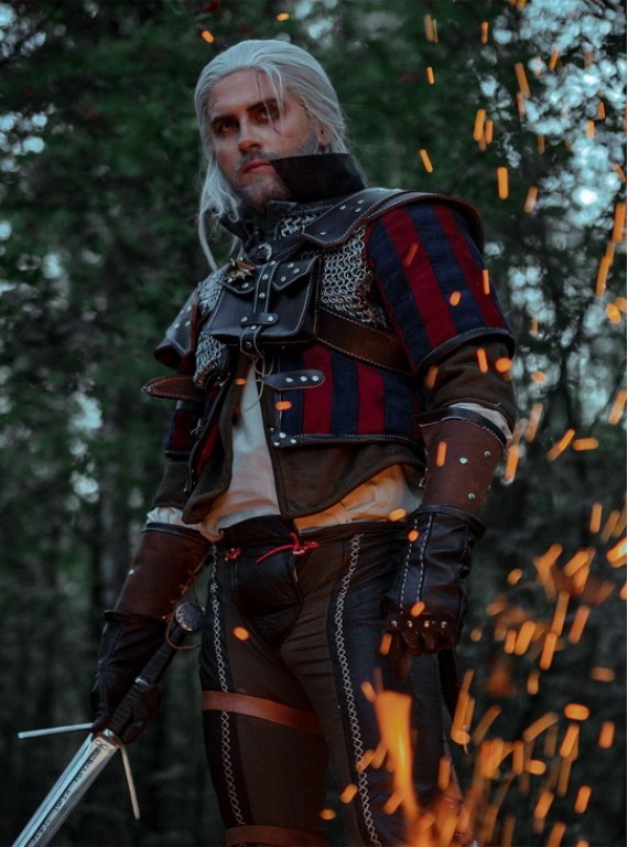 Witcher Superior Wolven Gear with genuine leather for cosplay and LAPR..